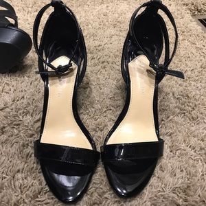 Gianni bini size 7. Black two strap heels!
